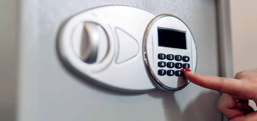 Jewelry Safe Cracking in West Carson, California