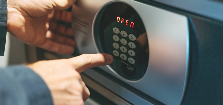 Cash Safe Openers in West Carson, California