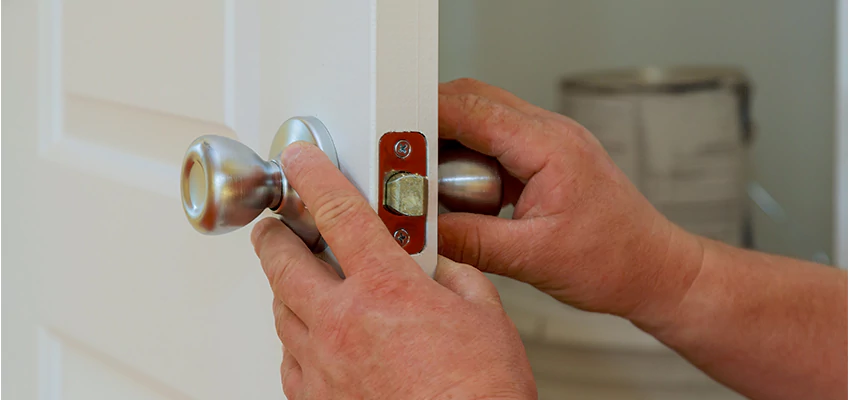 AAA Locksmiths For lock Replacement in West Carson, California