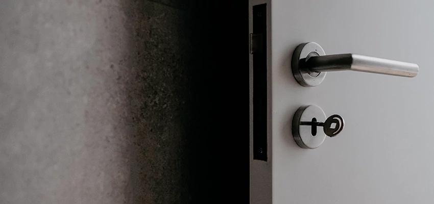 Front Door Handle Repair And Installation in West Carson, CA